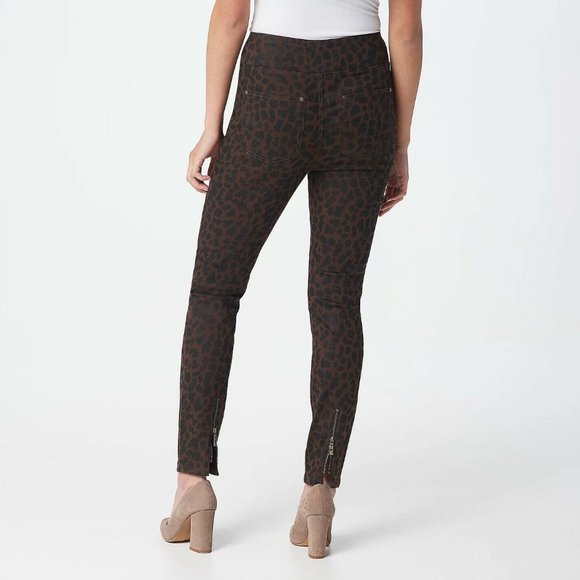 NWT BELLE BY KIM GRAVEL TRIPLELUXE TWILL BACK ZIP JEGGINGS BROWN CHETAH 26W - Picture 2 of 9